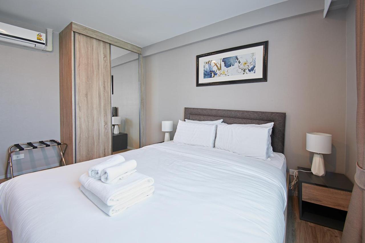 Blossom @ Sathorn Chareonrat Apartamento Bangkok